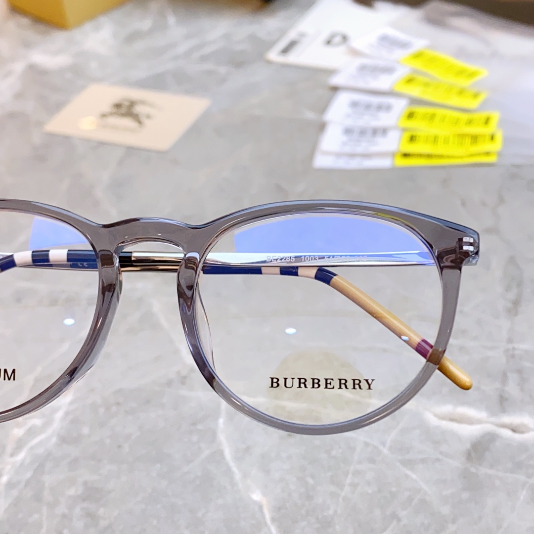 Burberry glasses-30