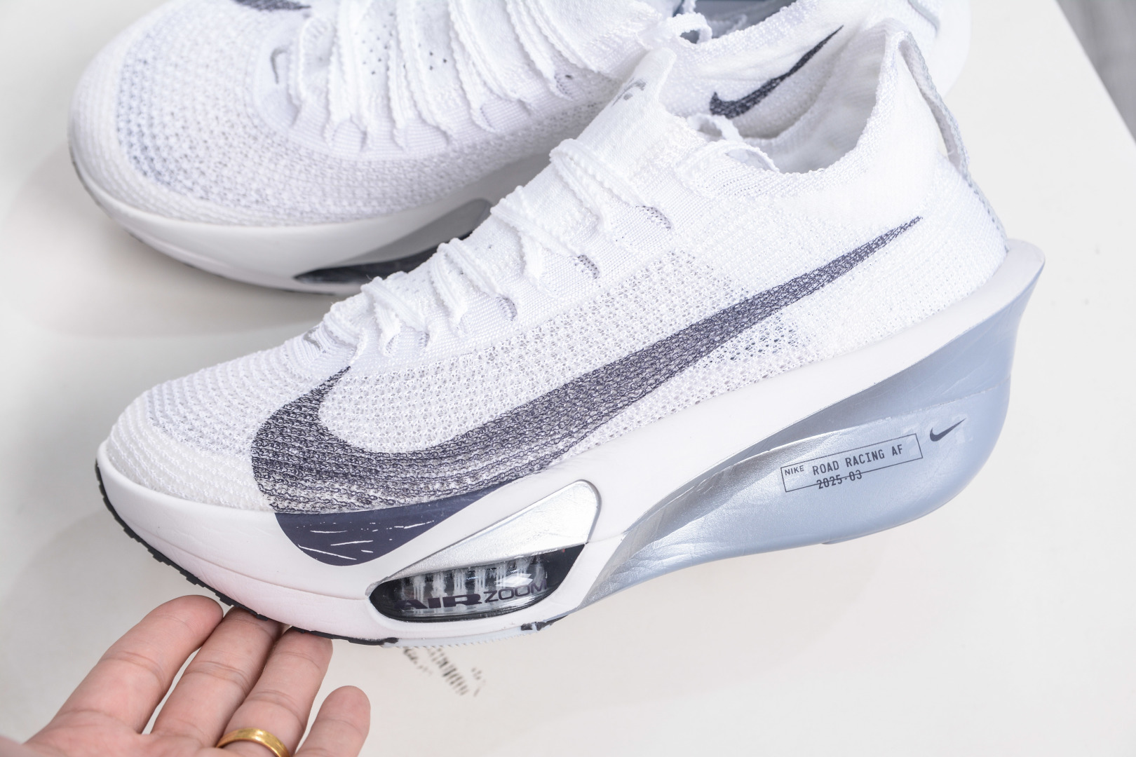 Nike Sneakers-306