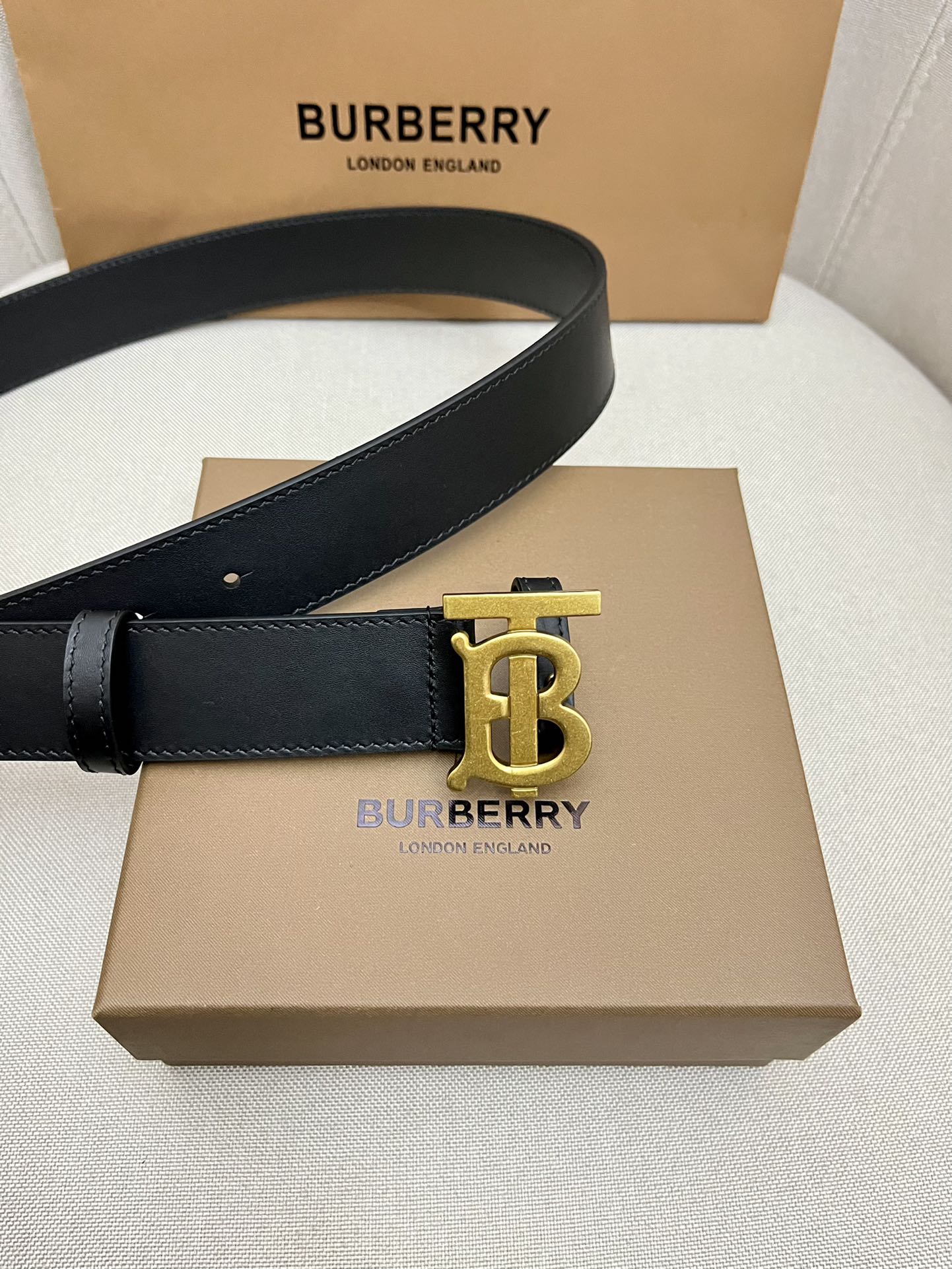 Burberry belt-96