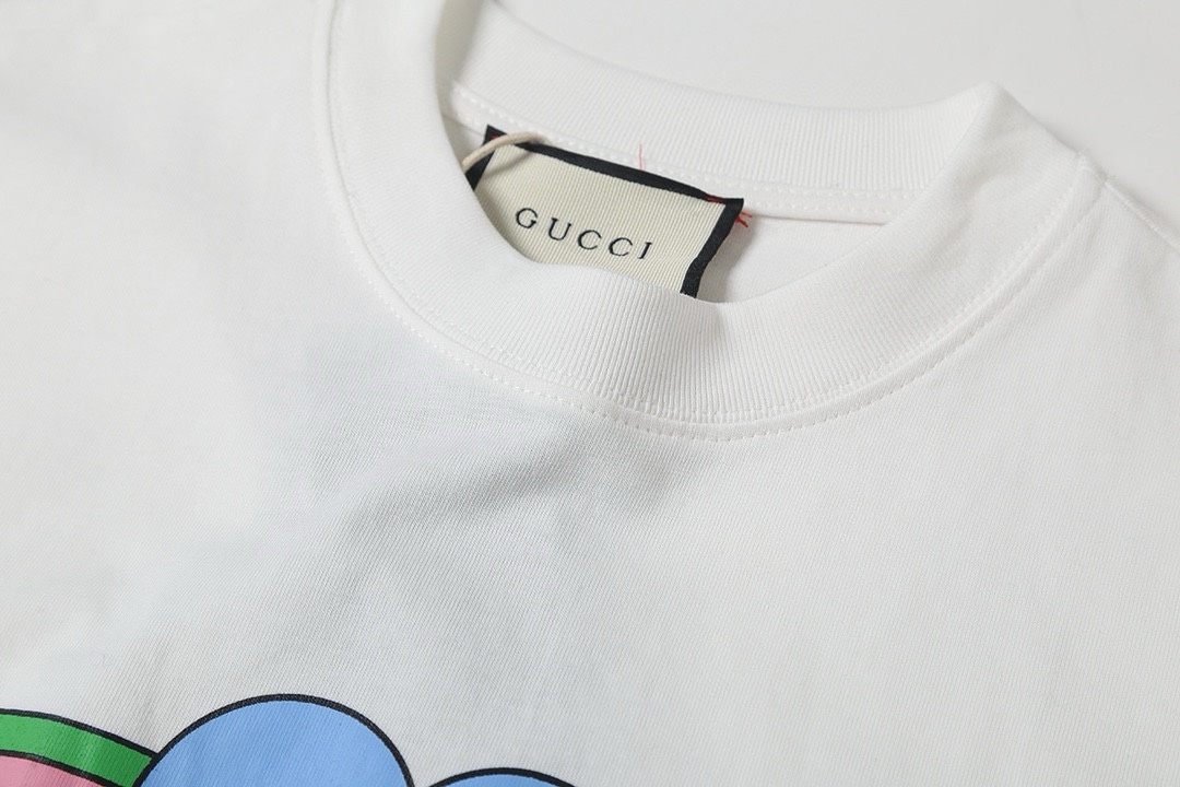 Gucci clothing-18