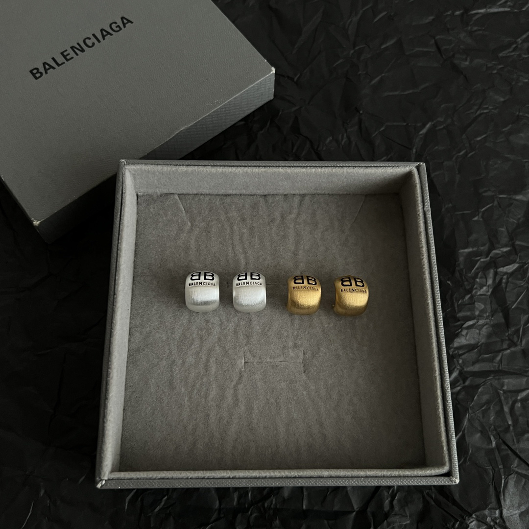 Balenciaga earrings-15