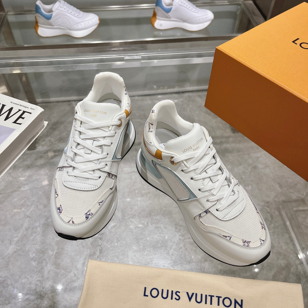 Lv Sneakers-214