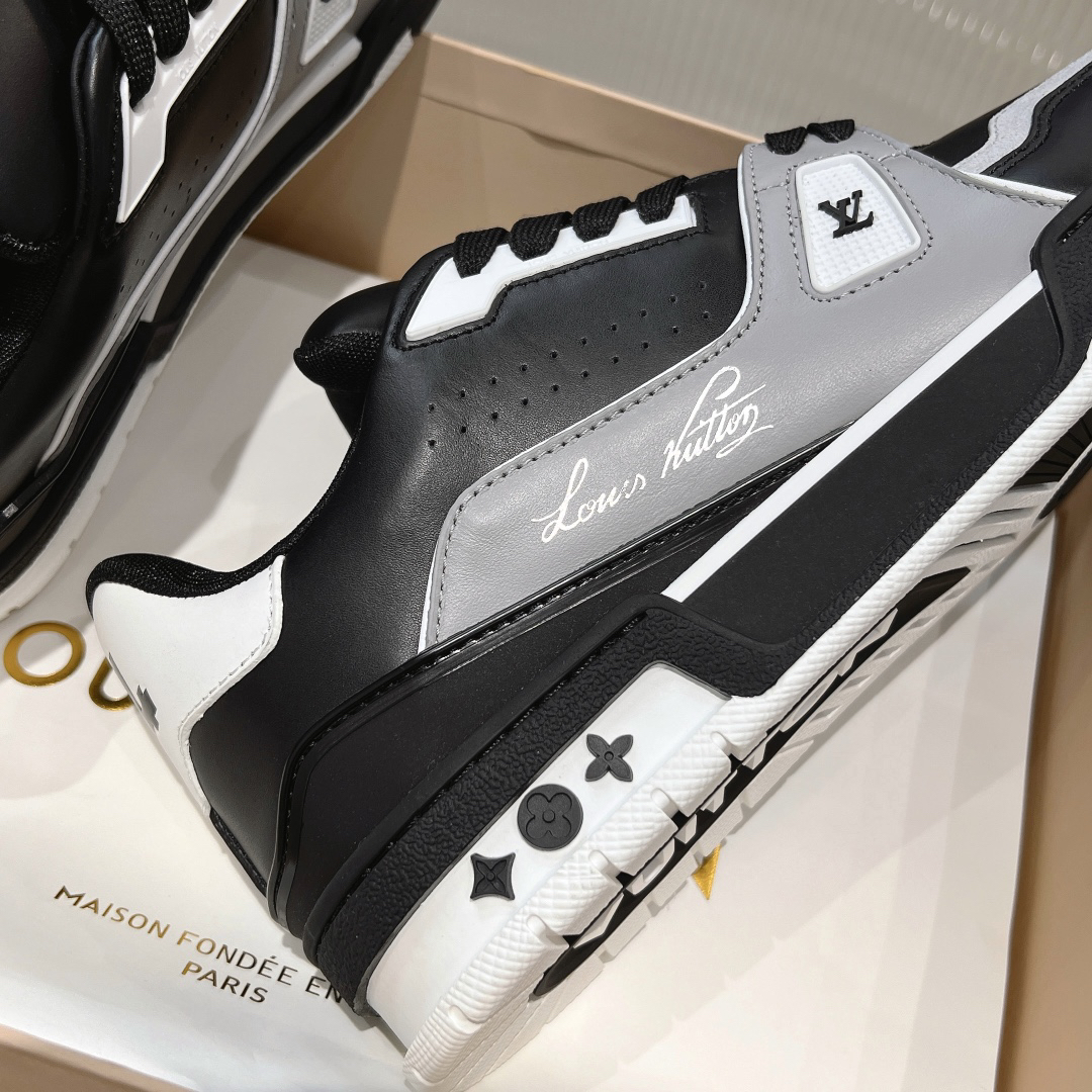 Lv Sneakers-29