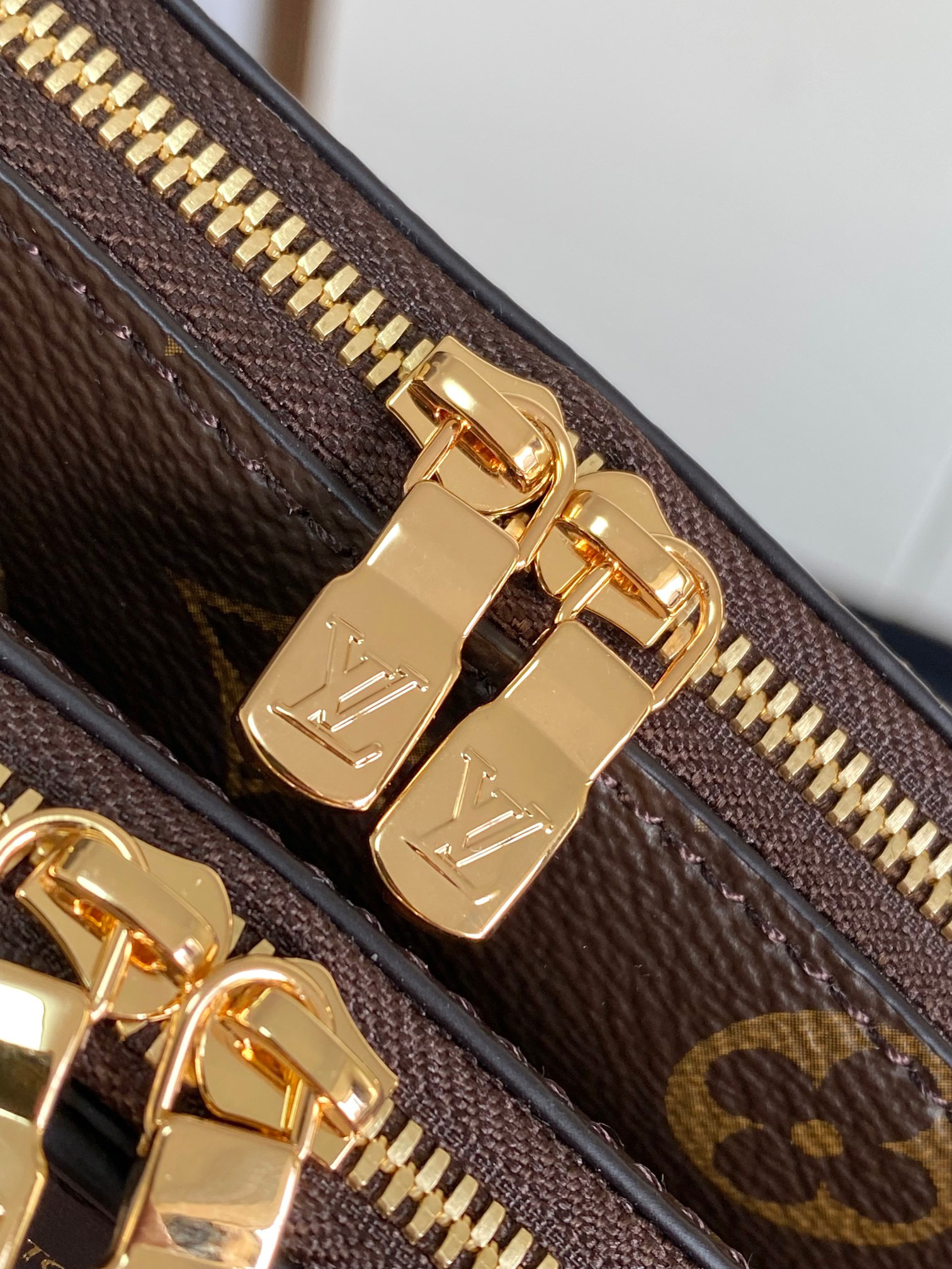 Louis Vuitton Hot New Product-175