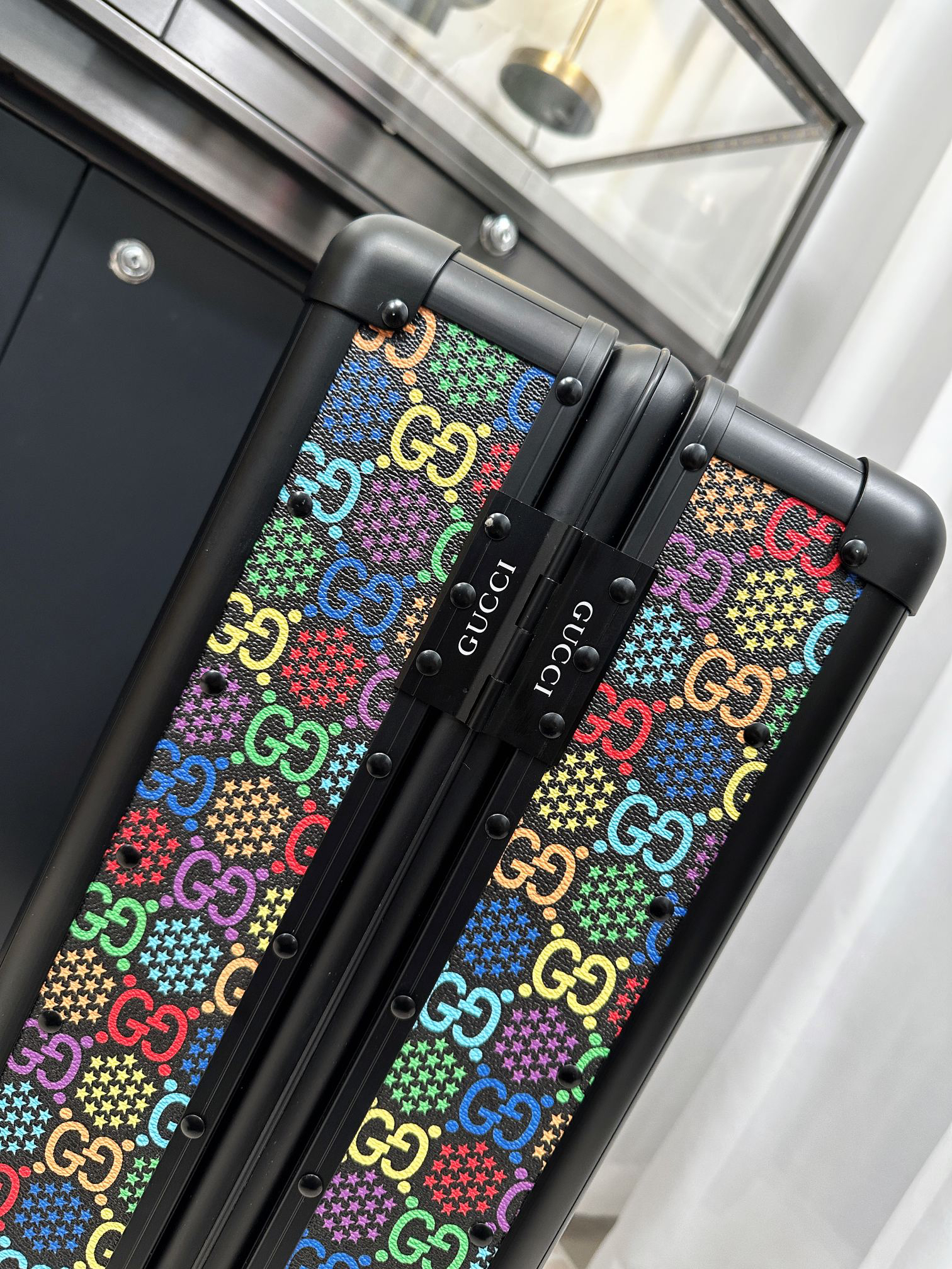 Gucci luggage-32