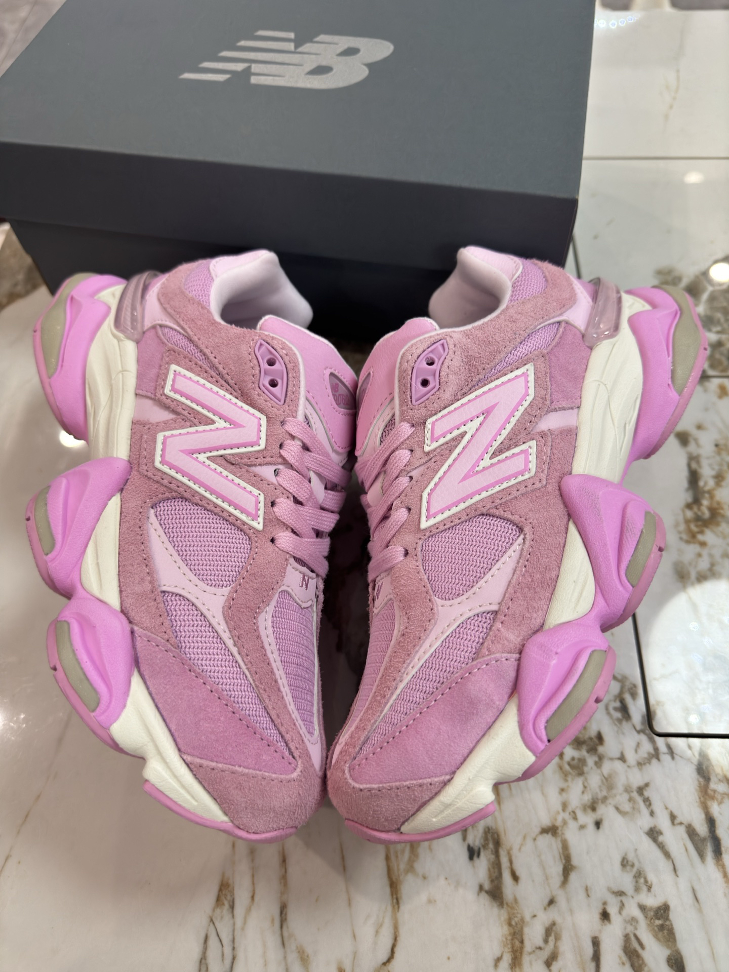 New Balance Sneakers-19