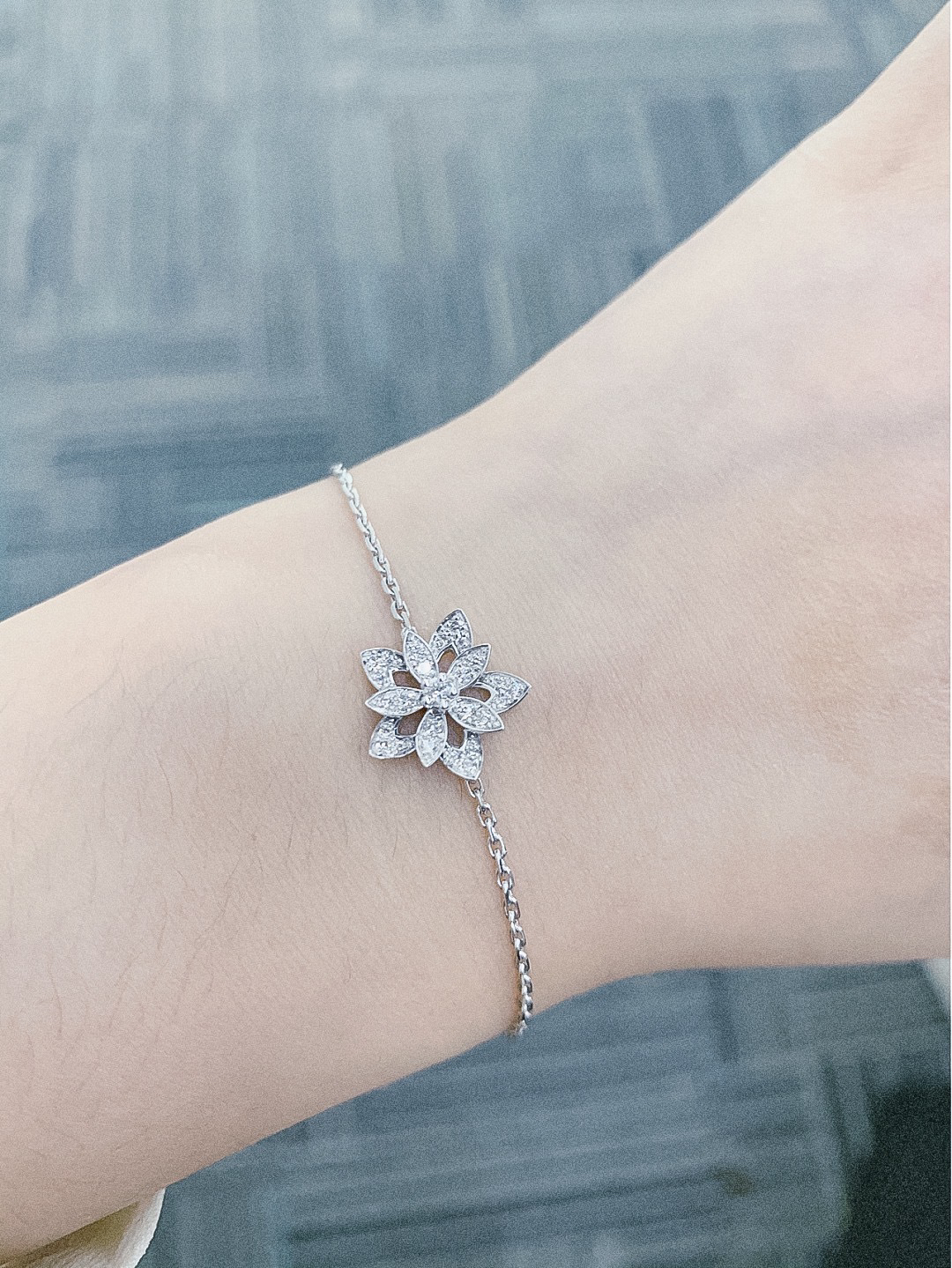 Van Cleef & Arpels Bracelet-40