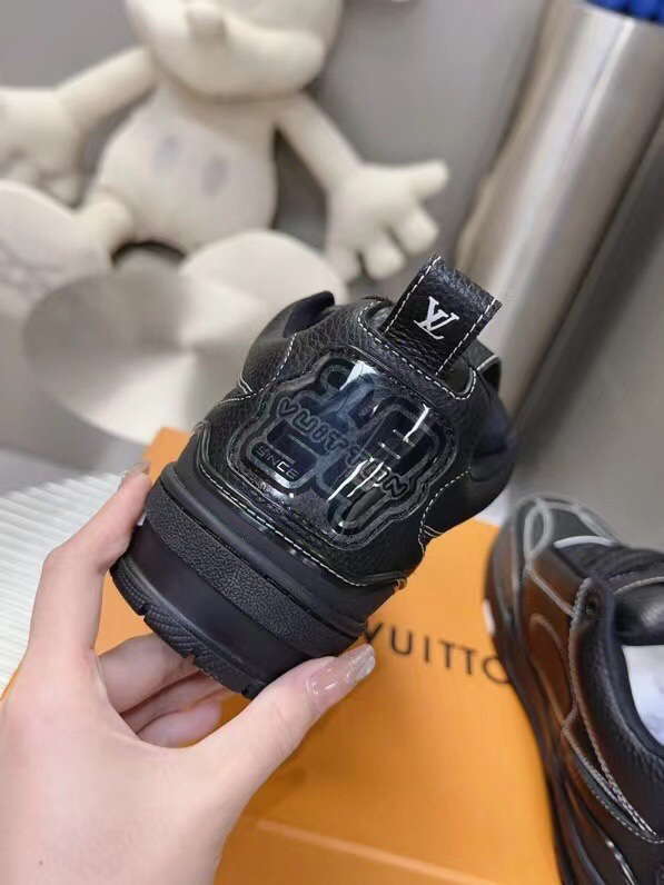 Lv Sneakers-46