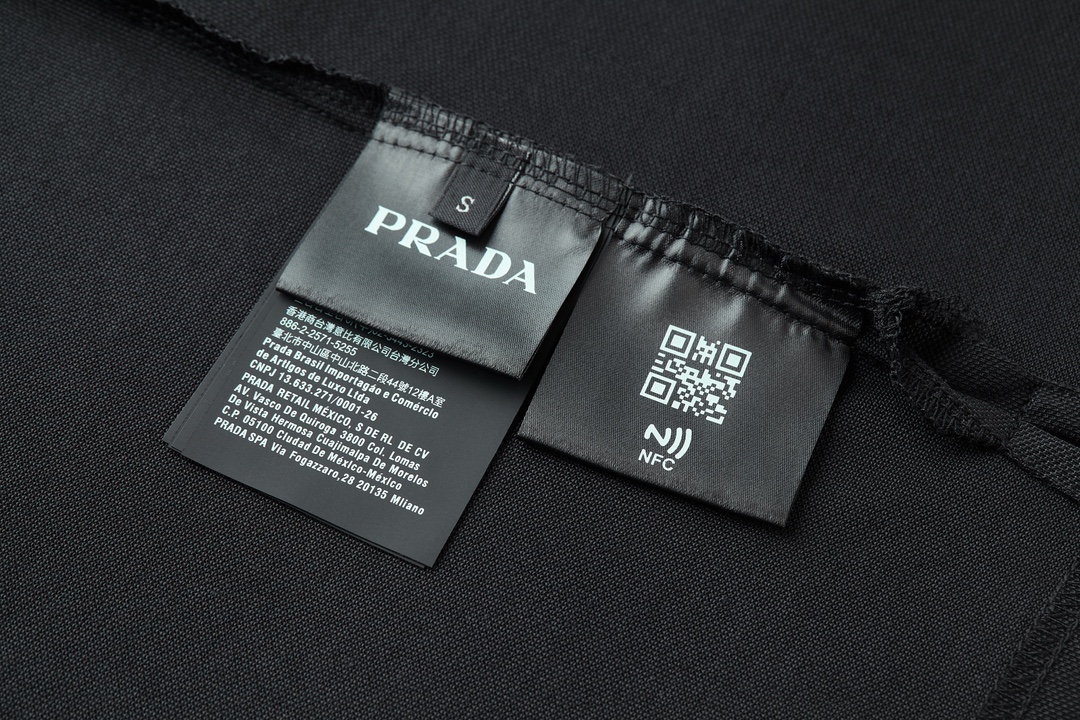 Prada clothing-24