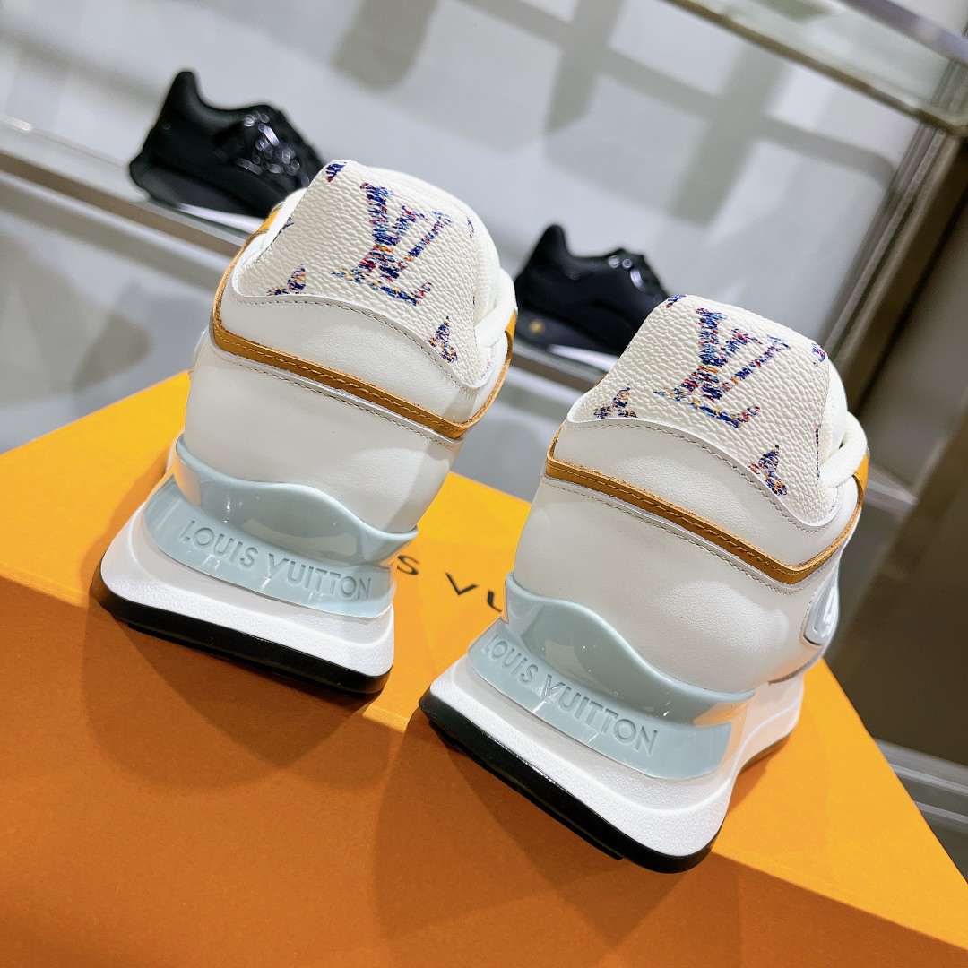 Lv Sneakers-214