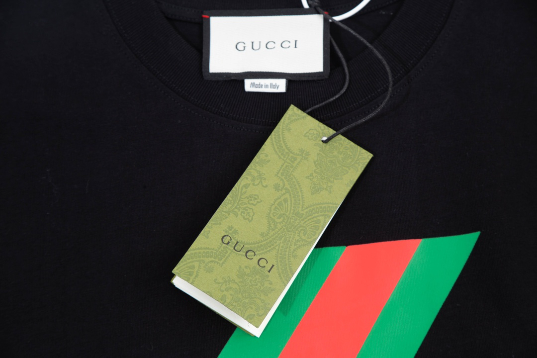 LV clothing-59