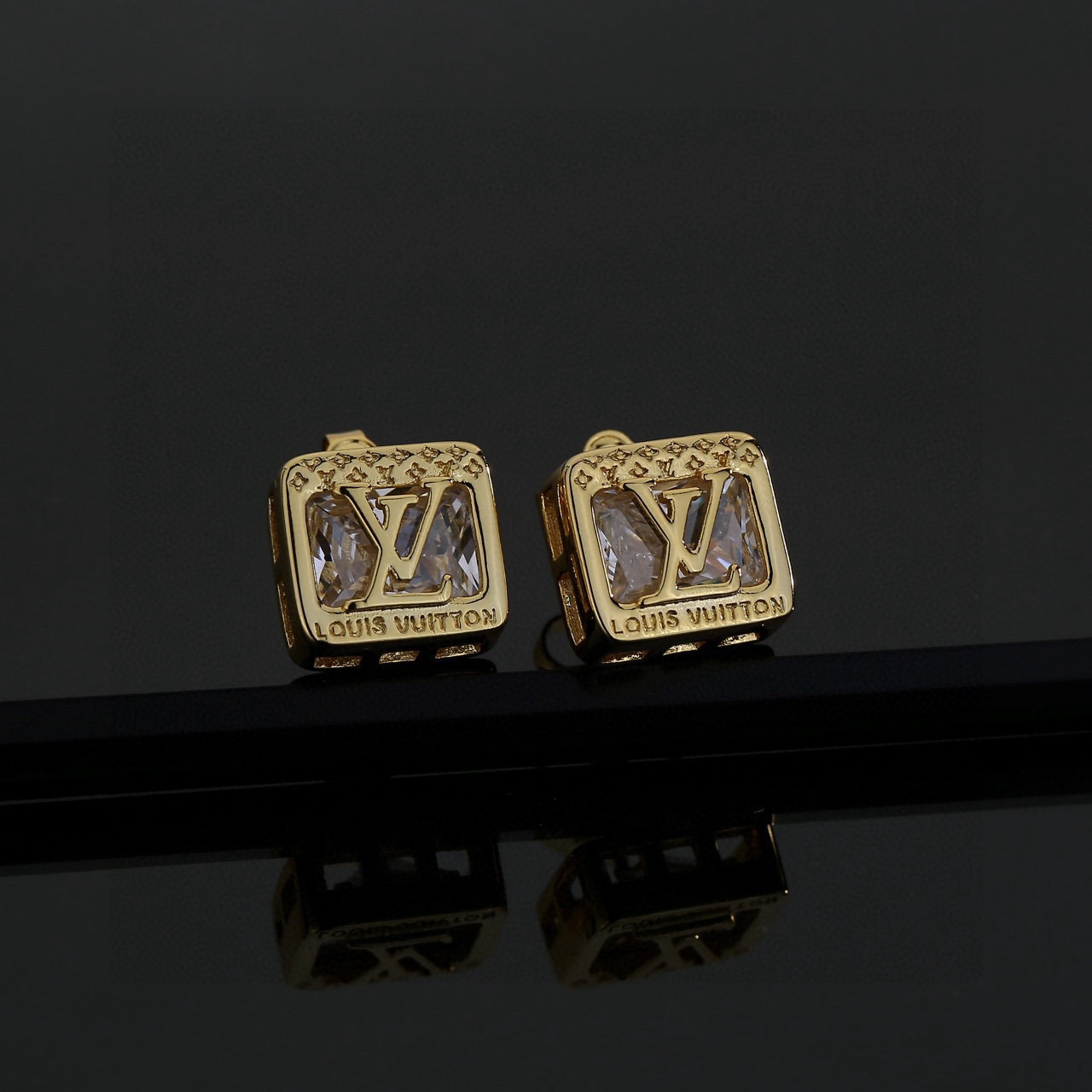 LV earrings-10