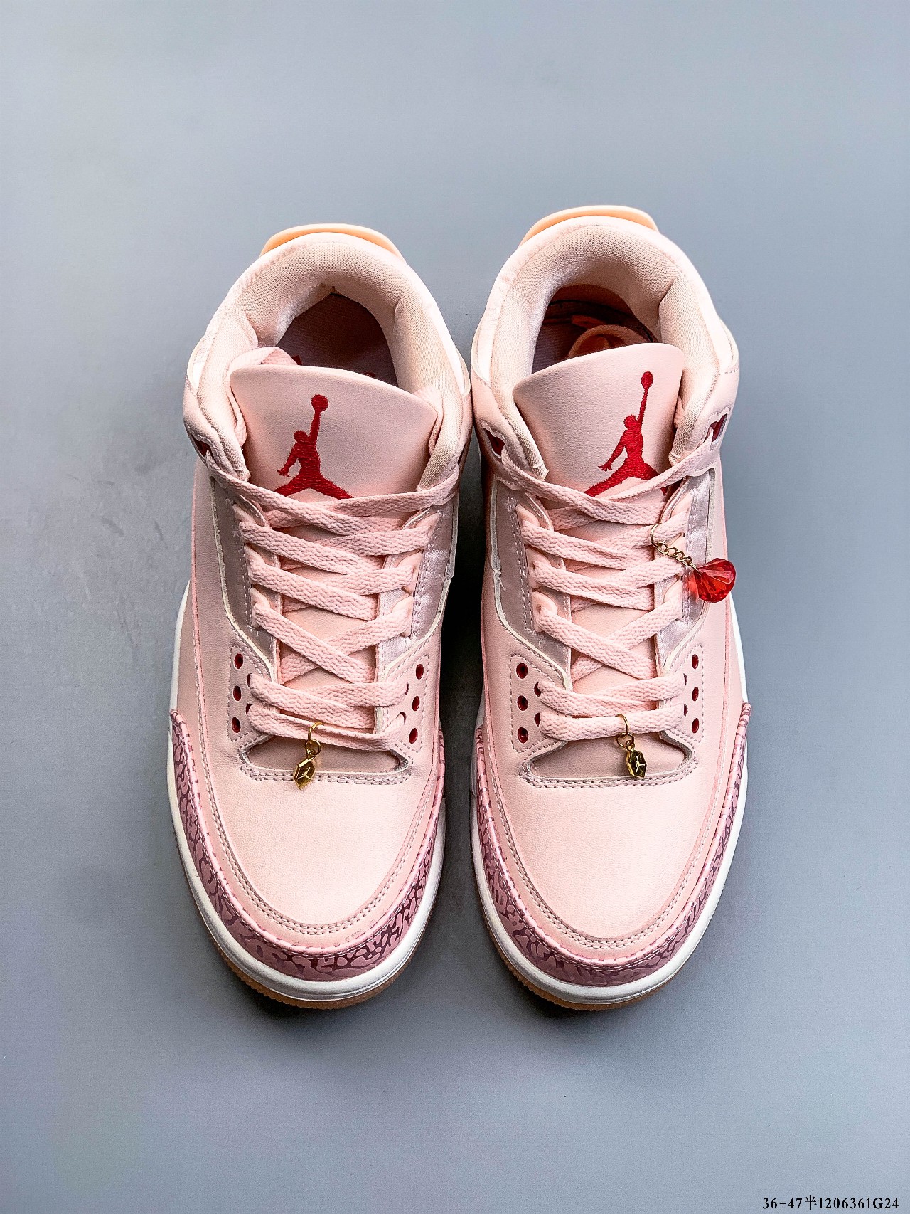 Nike Sneakers-303