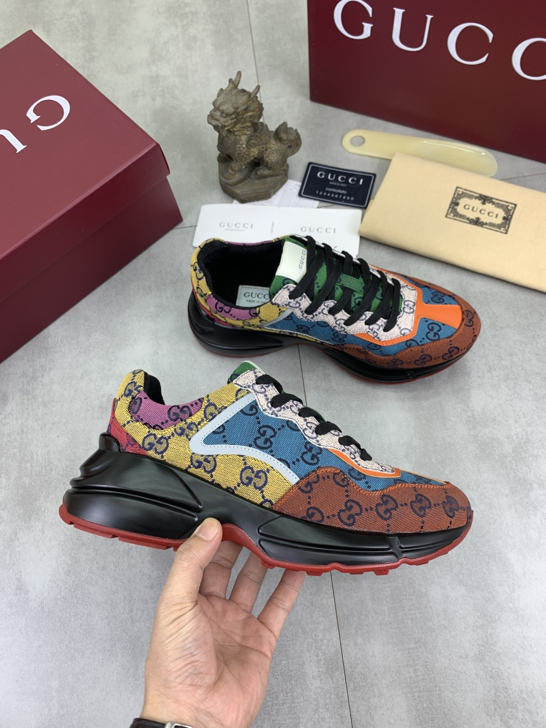 Gucci Sneakers-141
