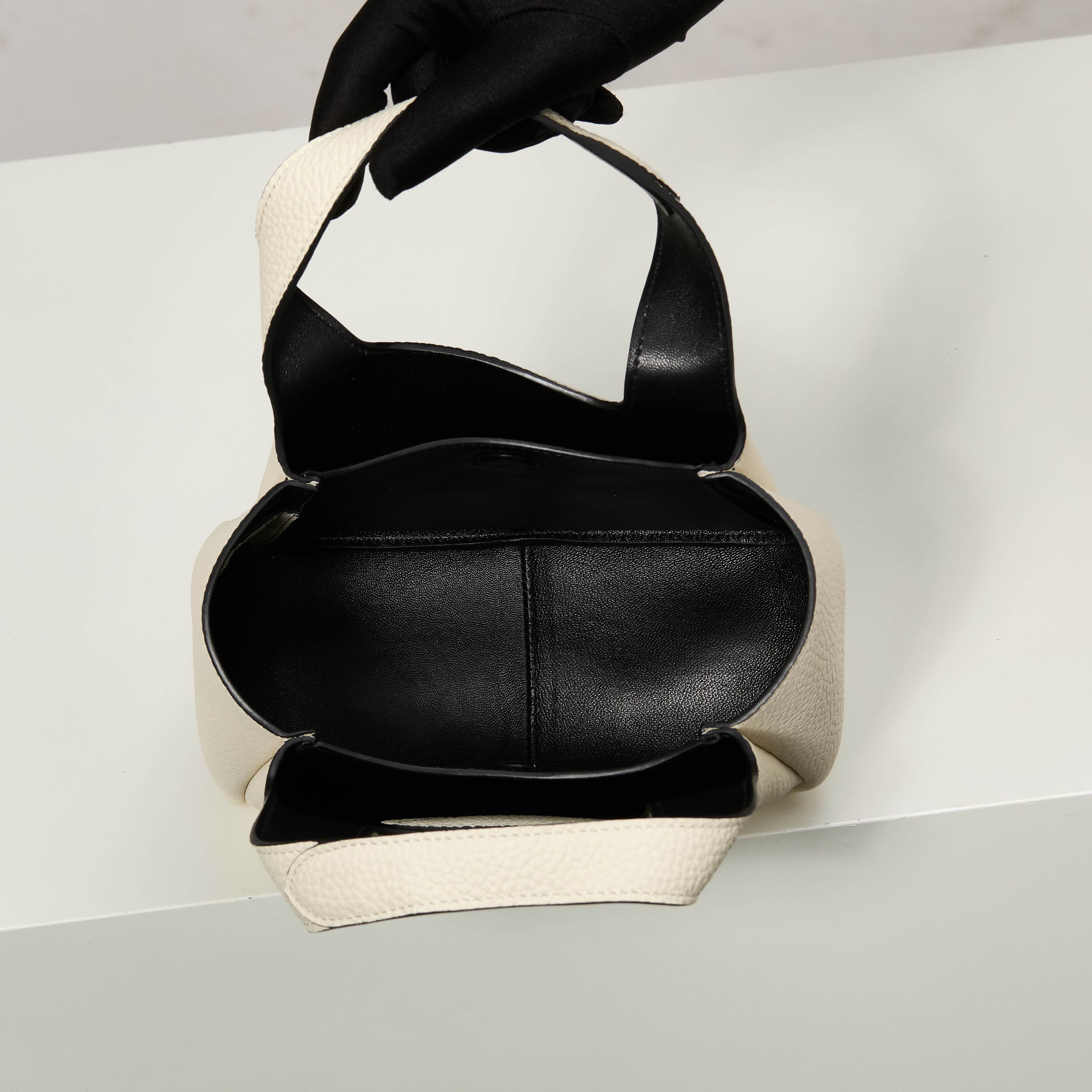 Prada Hot New Product-51