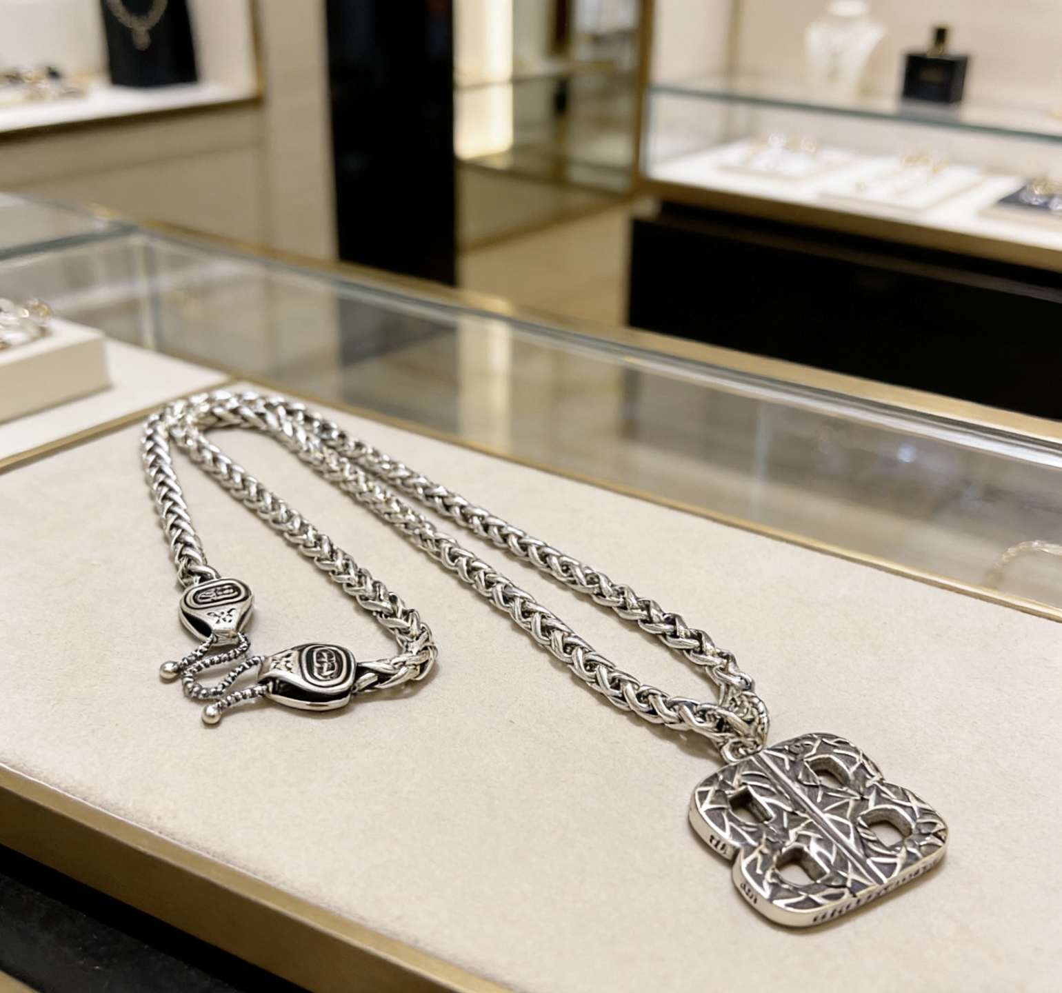 Balenciaga necklace-2