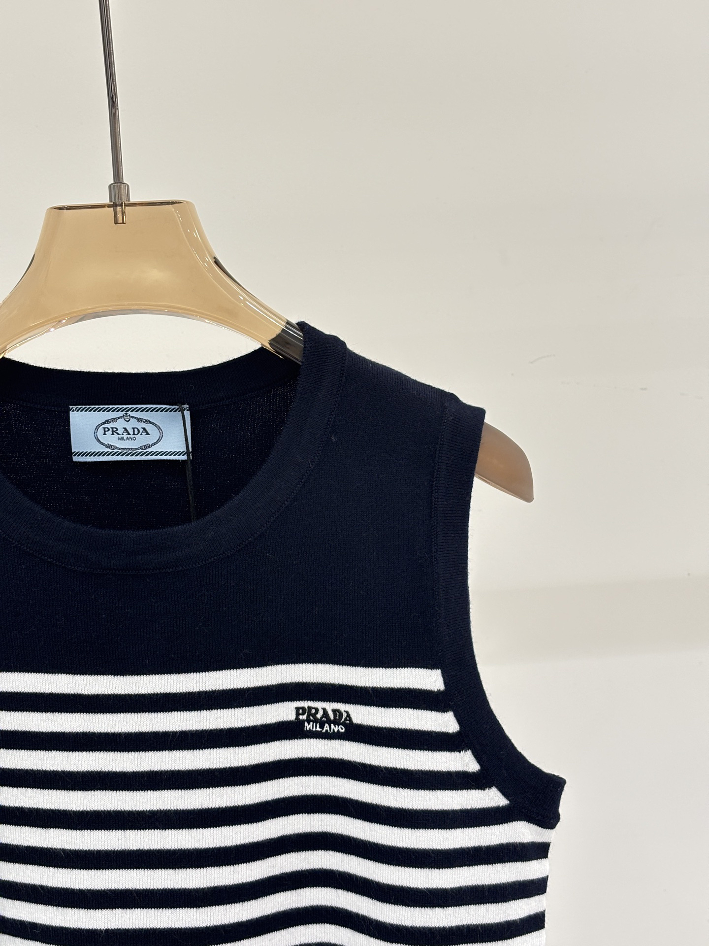 Prada Clothing-275