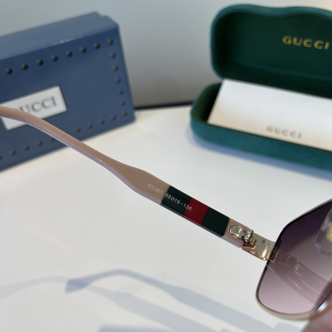 Gucci glasses-39
