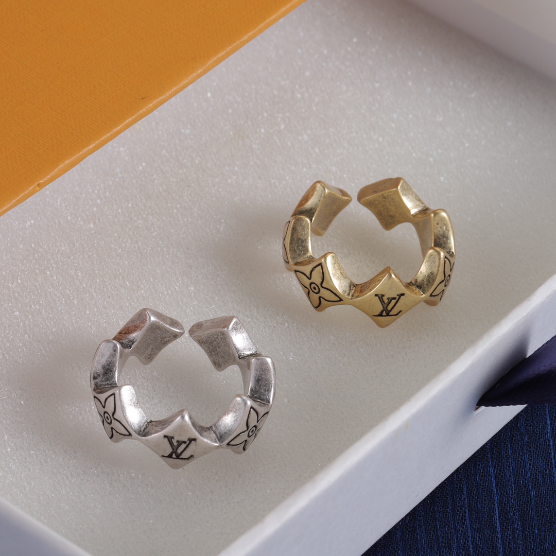 LV ring-56