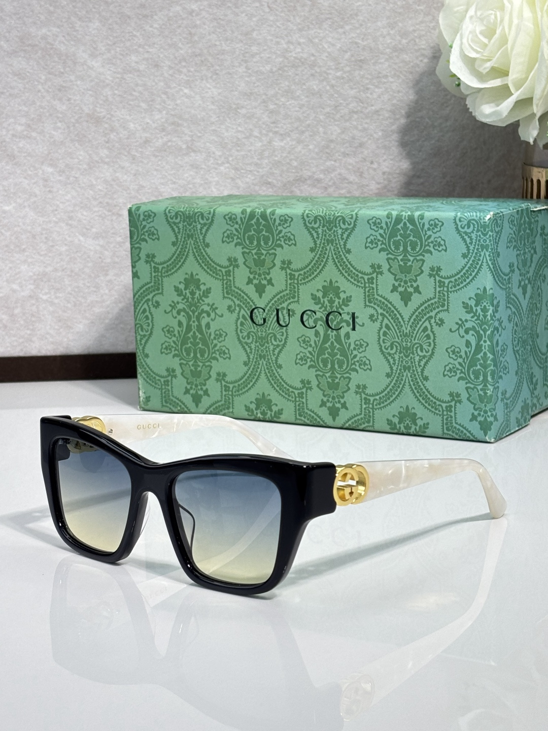 Gucci glasses-49