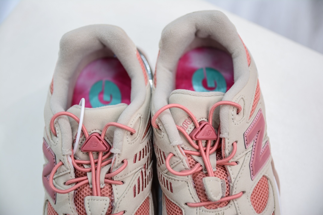 New Balance Sneakers-156