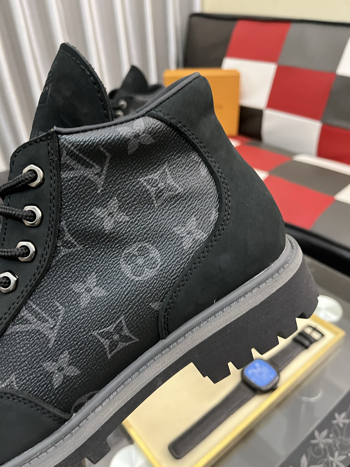 Lv Sneakers-161