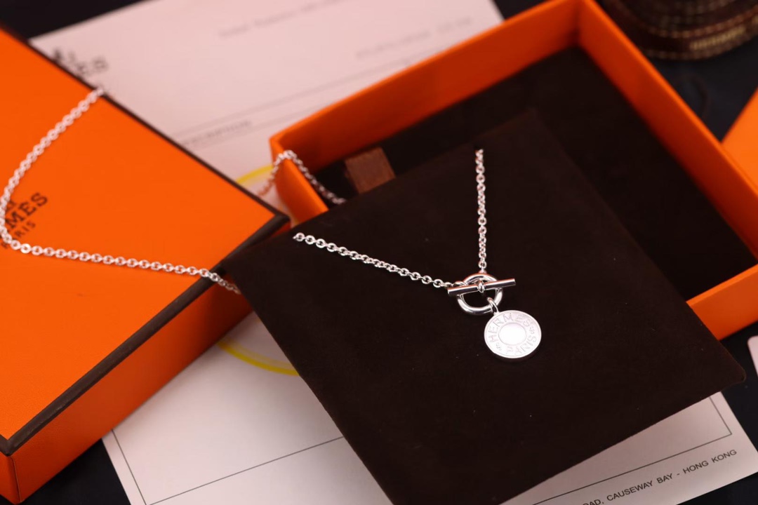 Hermes necklace-35