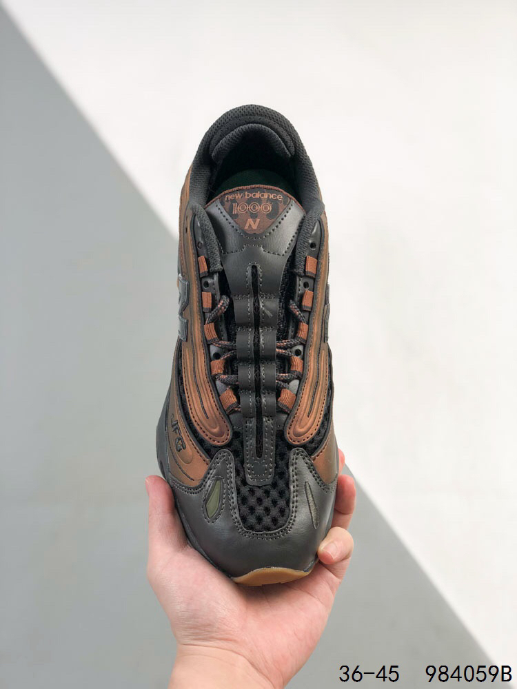 New Balance Sneakers-382