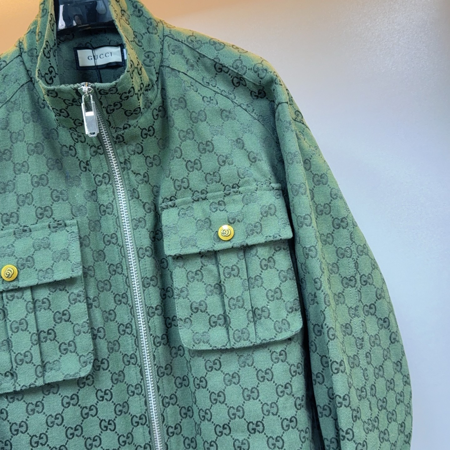 Gucci clothing-215