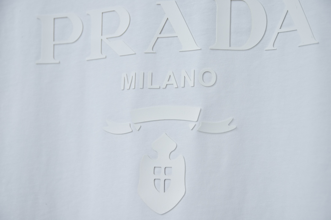 Prada clothing-232