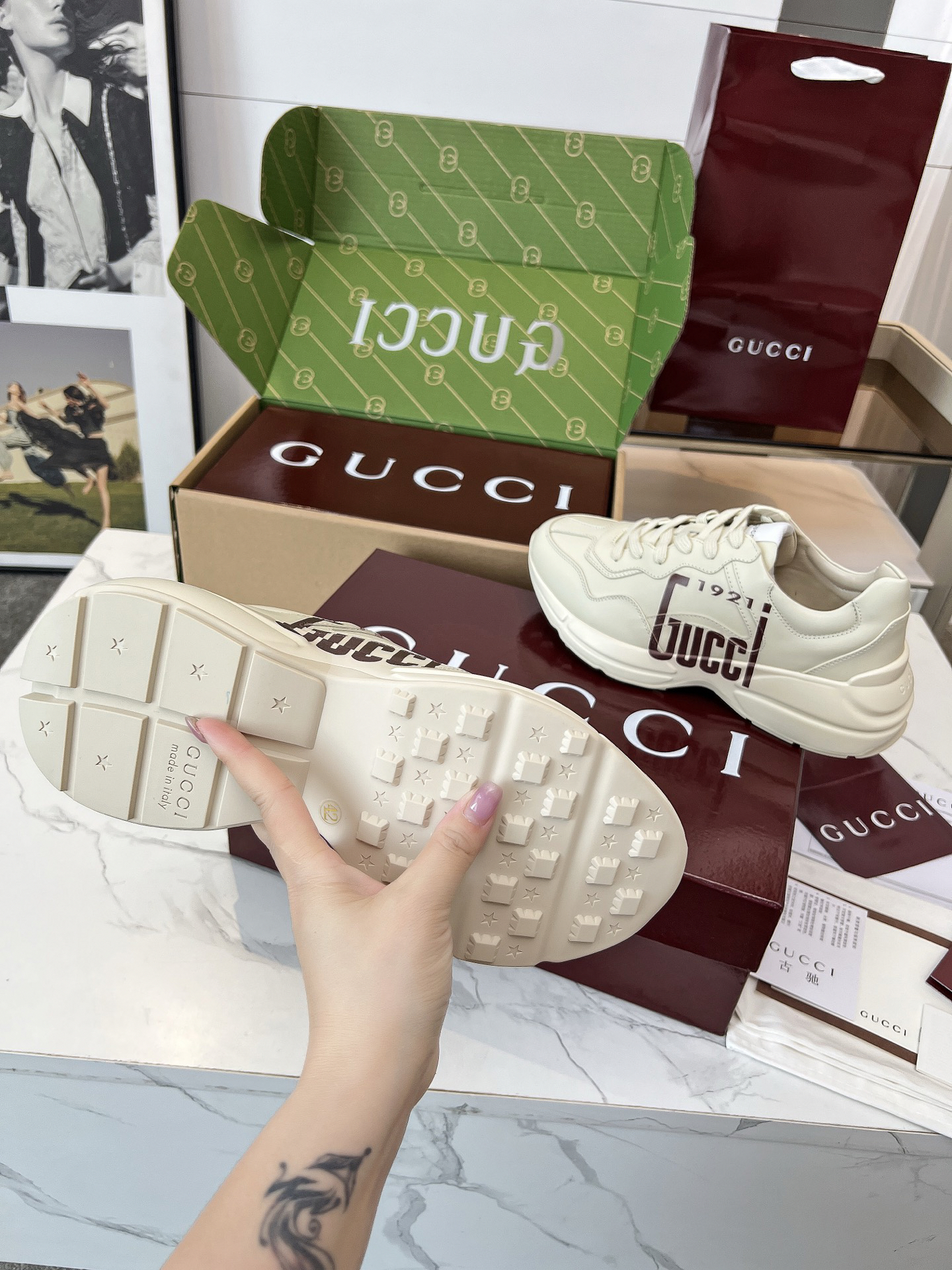 Gucci Sneakers-114