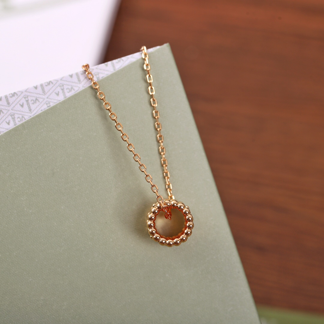 Van Cleef & Arpels necklace-43