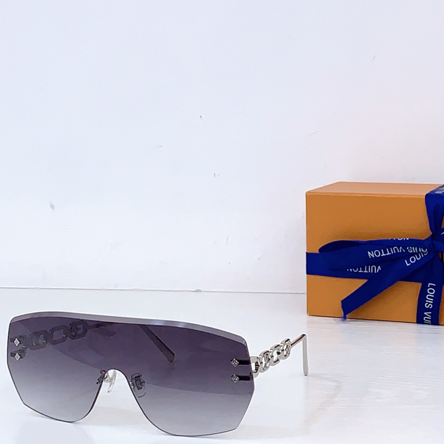 LV glasses-46