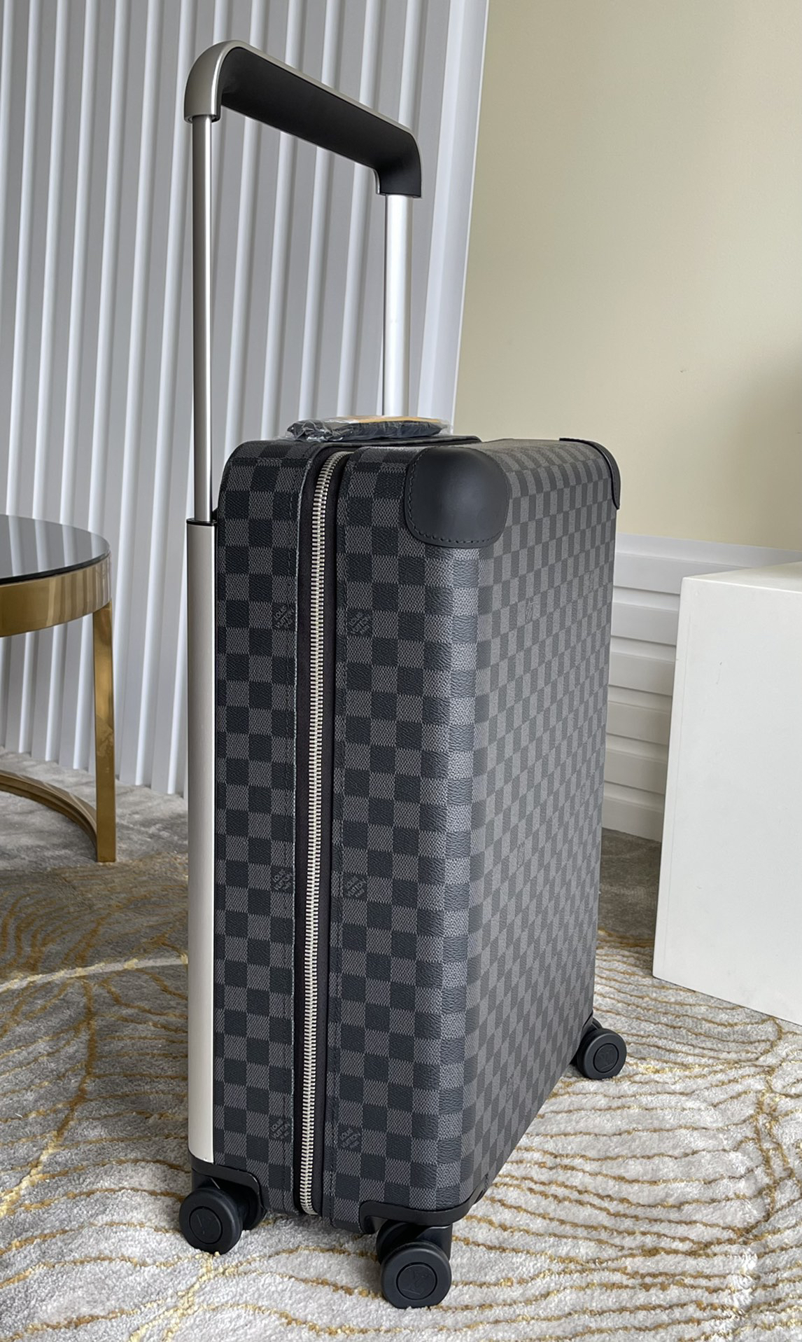 LV luggage-46