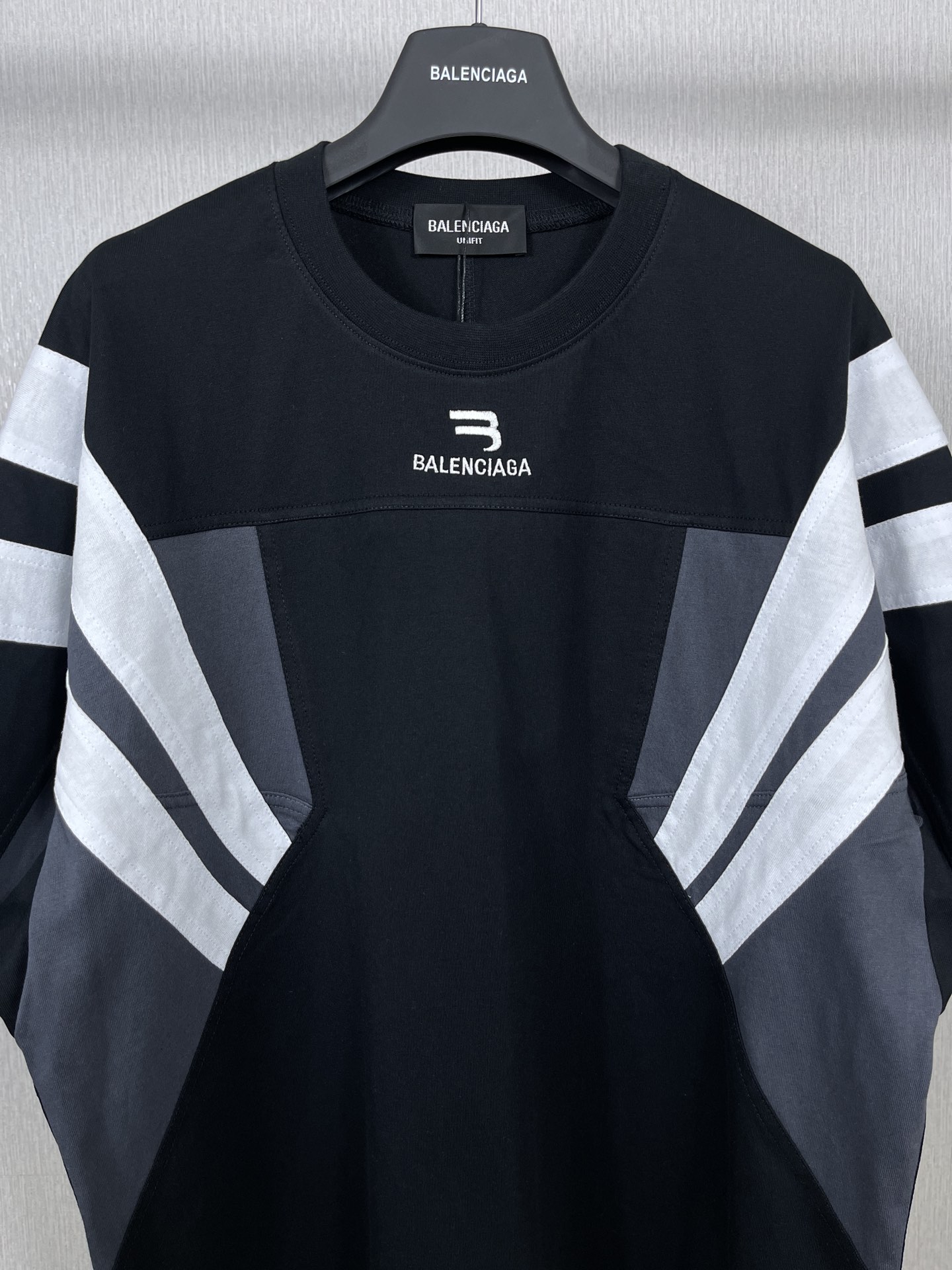 Balenciaga clothing-165
