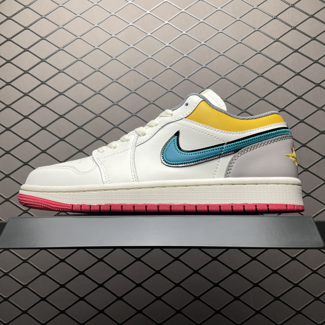 Nike Sneakers-193