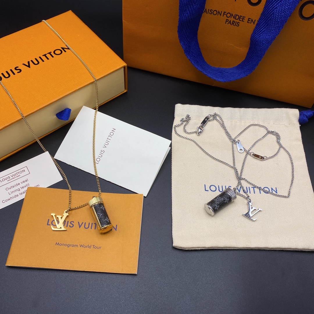 LV necklace-35