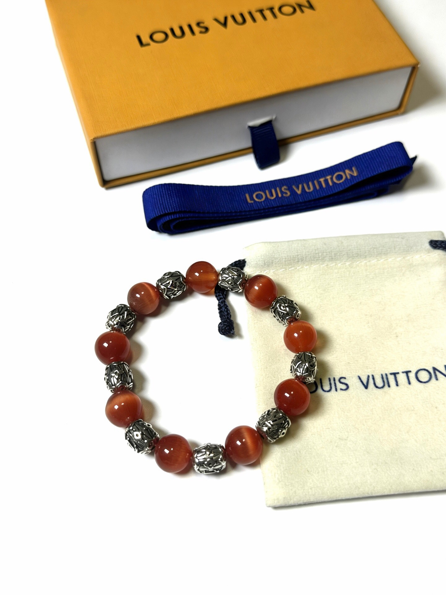 LV Bracelet-37