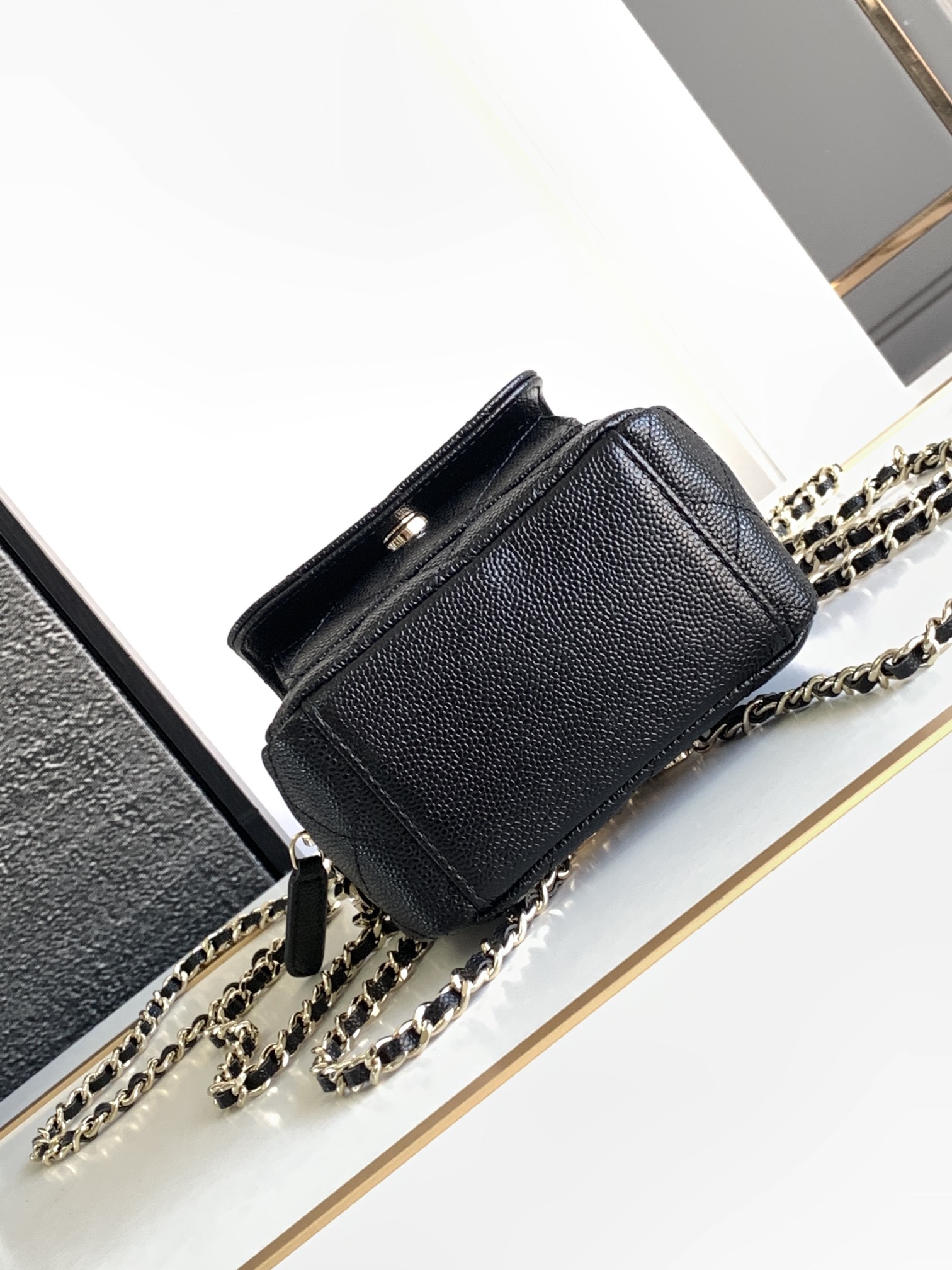 Chanel Hot New Product-29