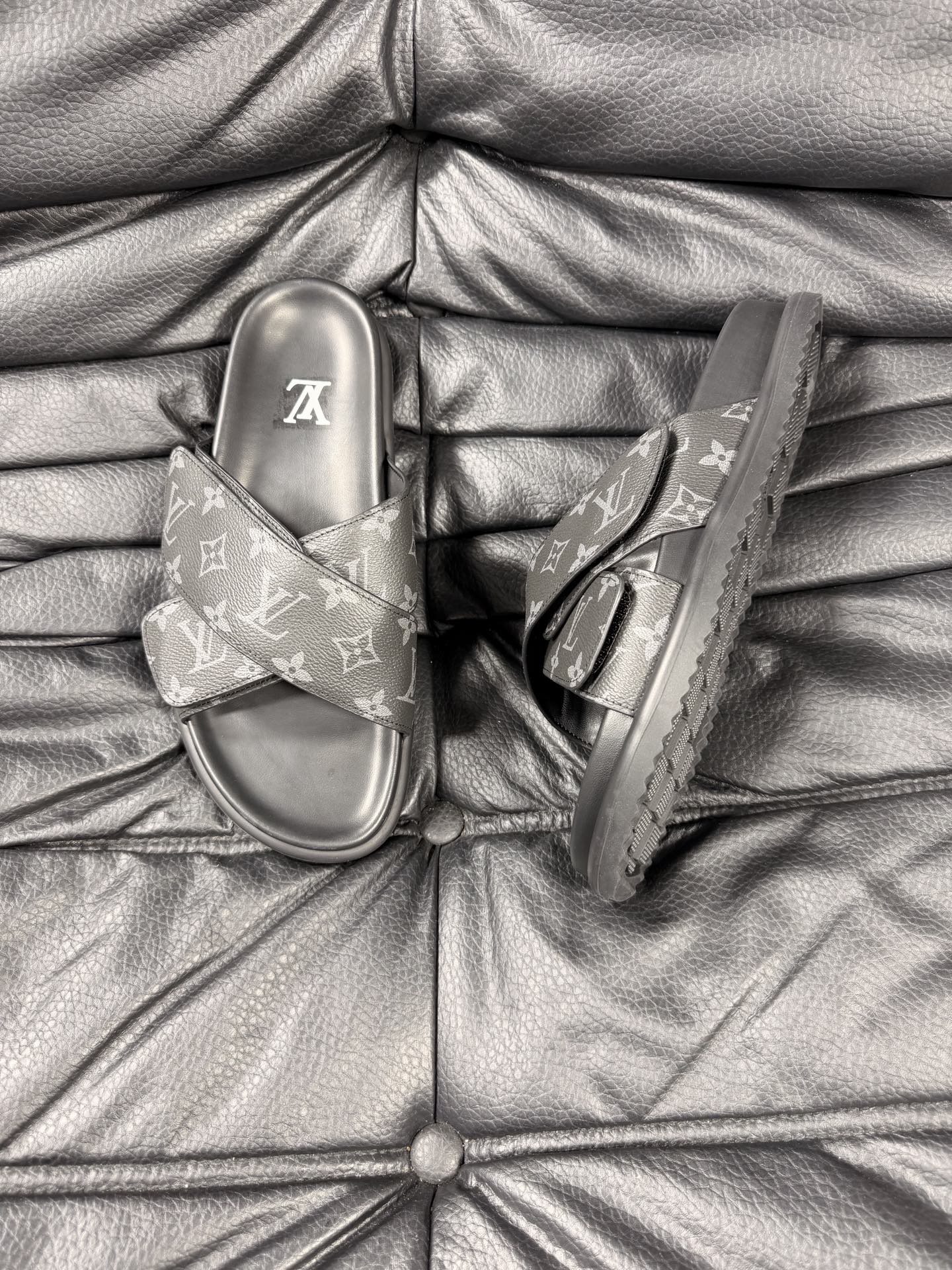 LV Summer footwear