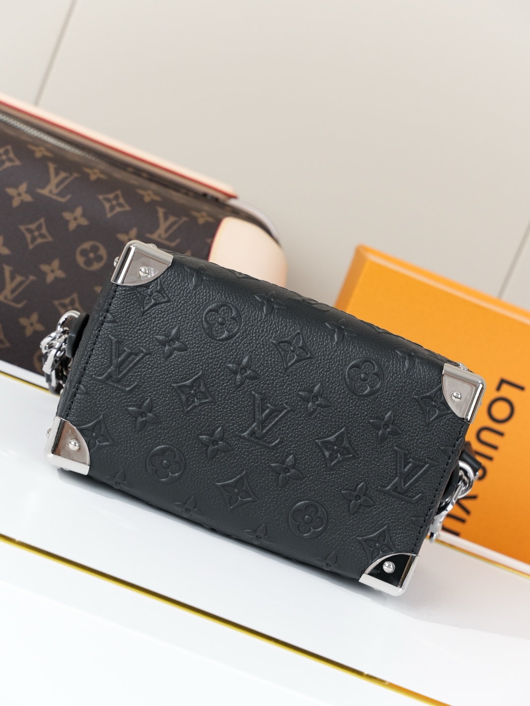 Louis Vuitton Hot New Product-196