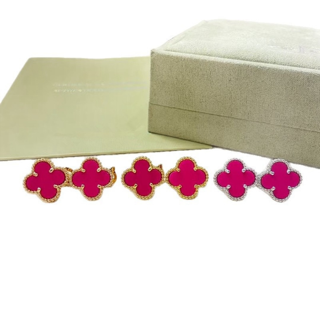 Van Cleef & Arpels earring-75