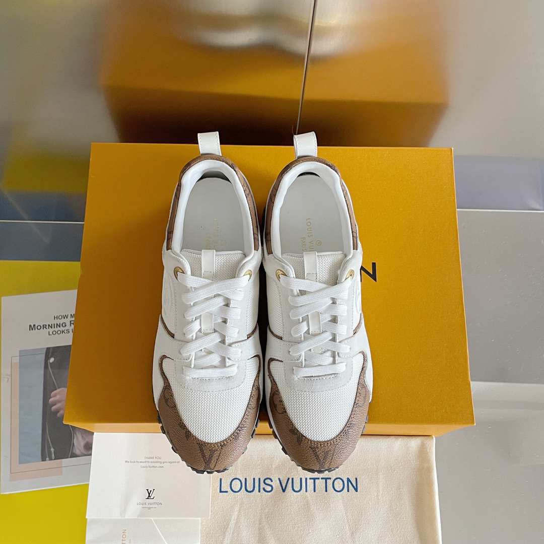 Lv Sneakers-215