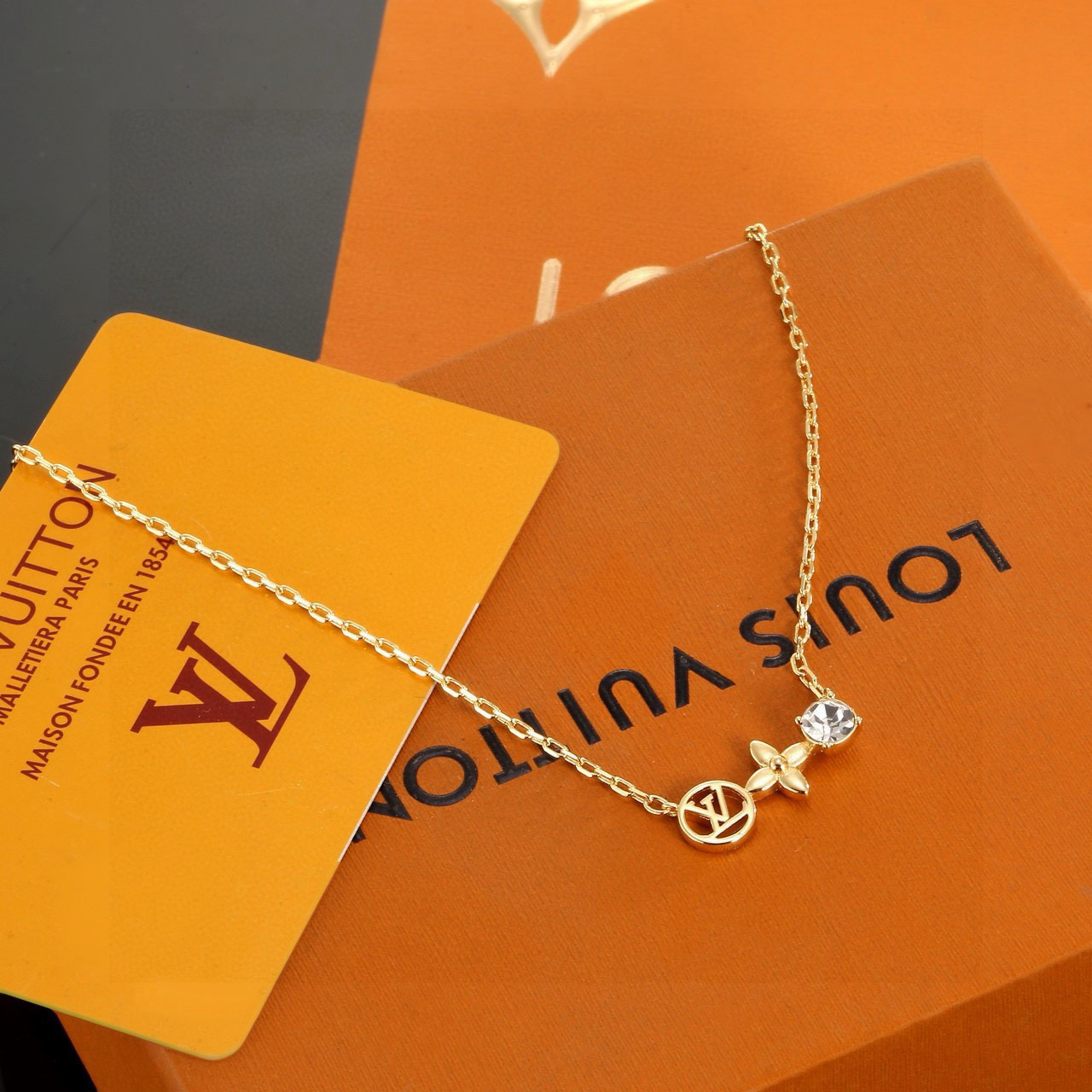 LV necklace-61