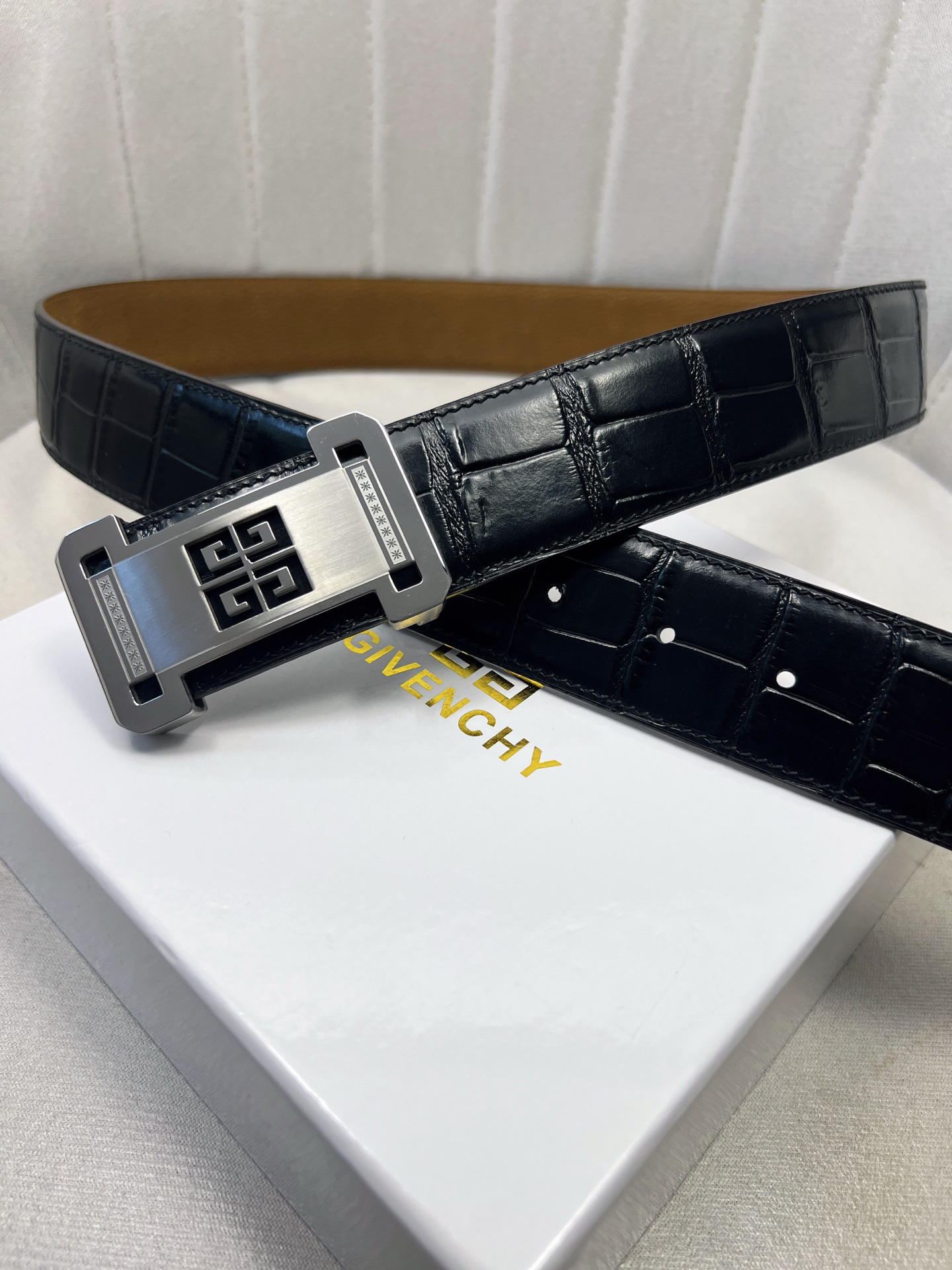 Givenchy belt-128