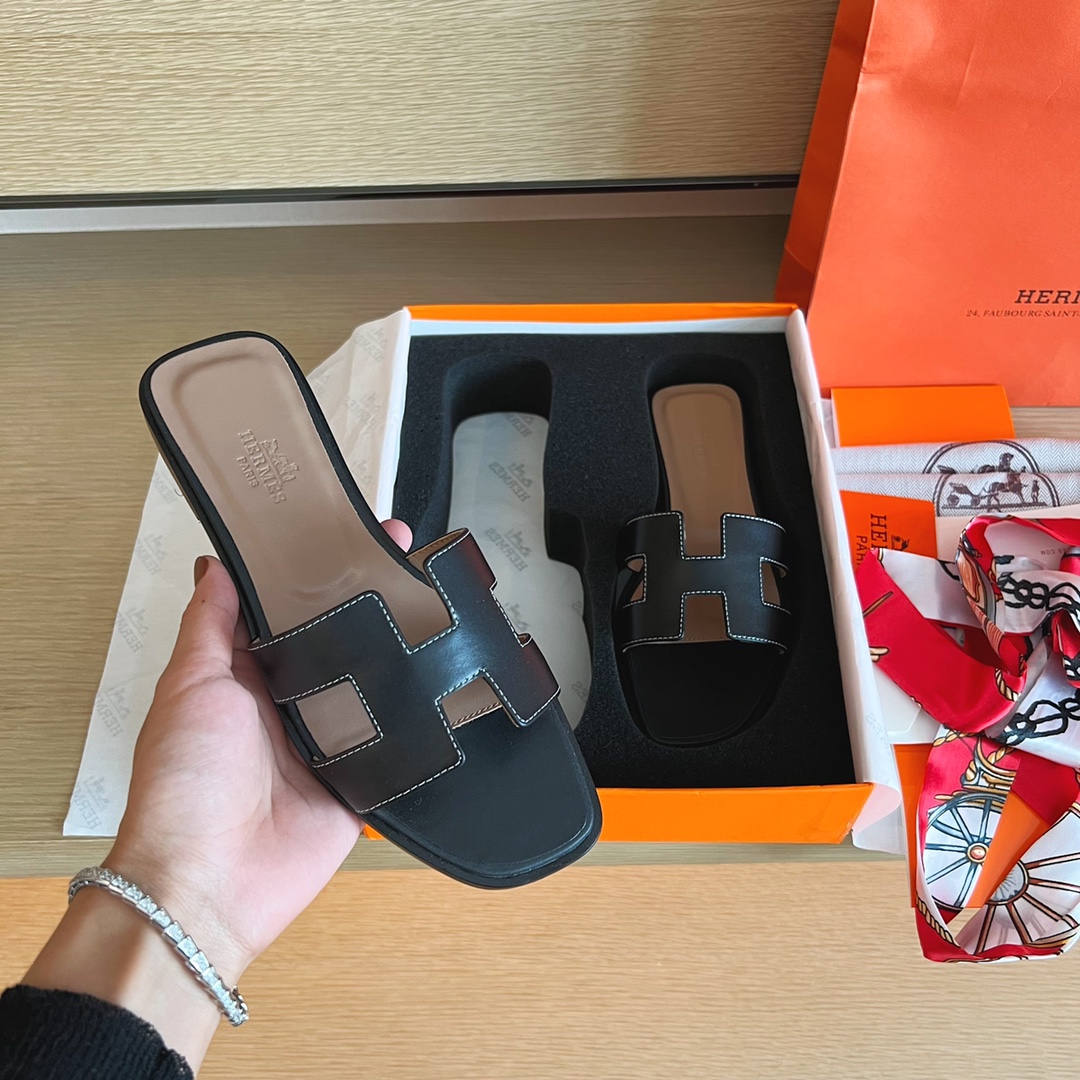 Hermes Summer footwear