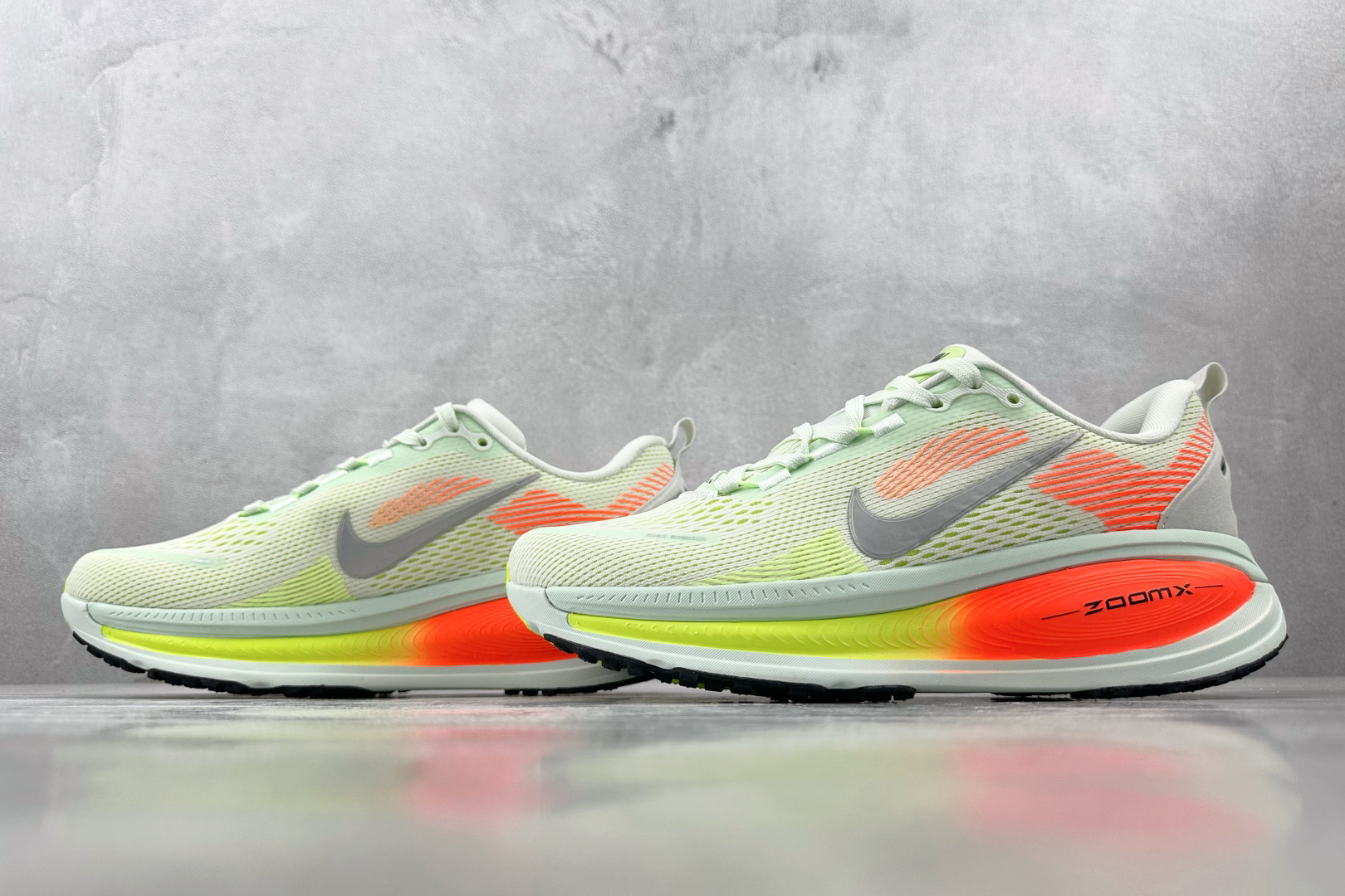 Nike Sneakers-165