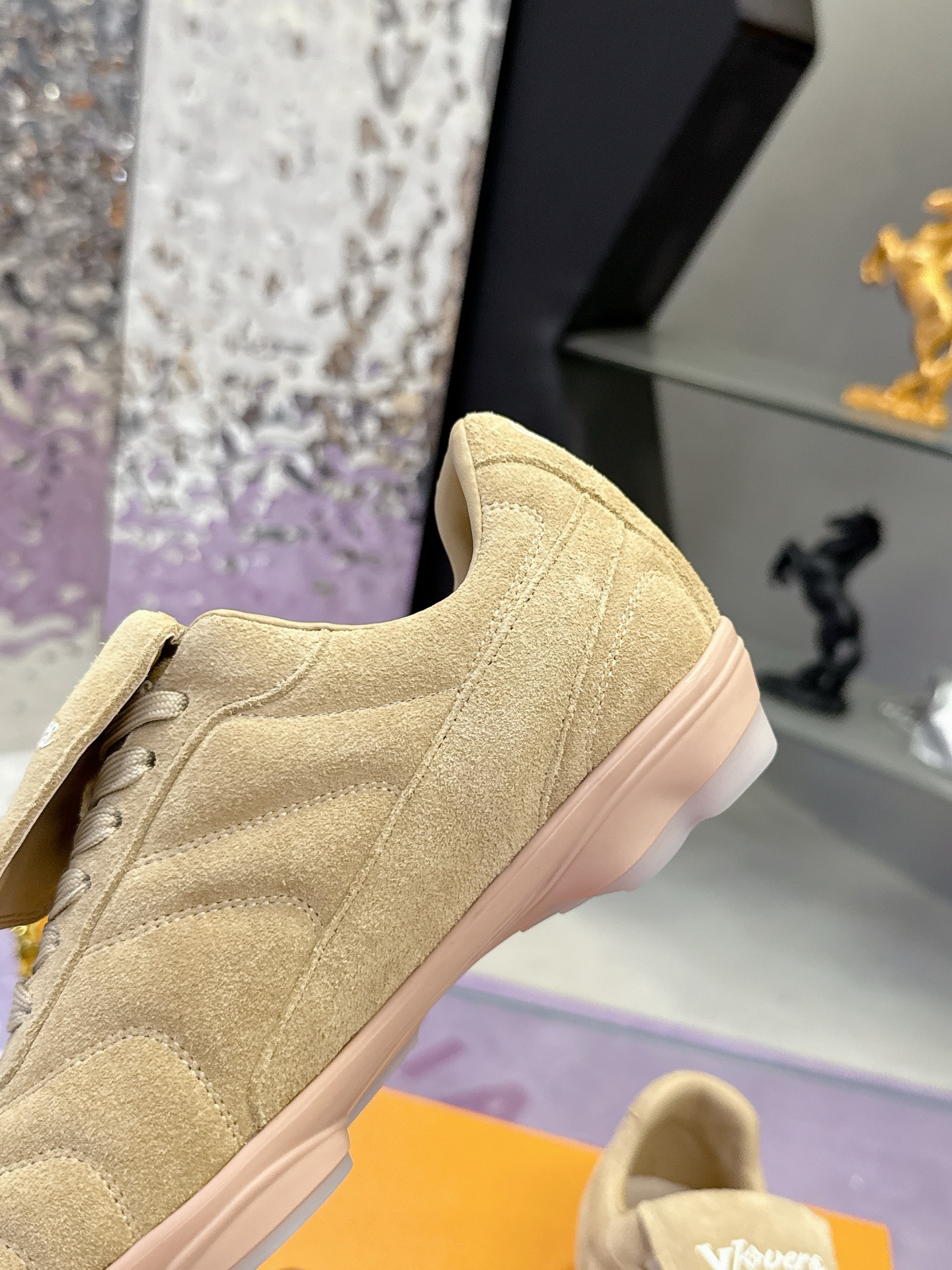 Lv Sneakers-109