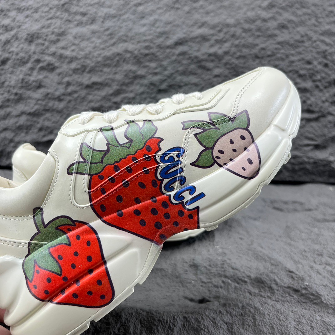 Gucci Sneakers-170
