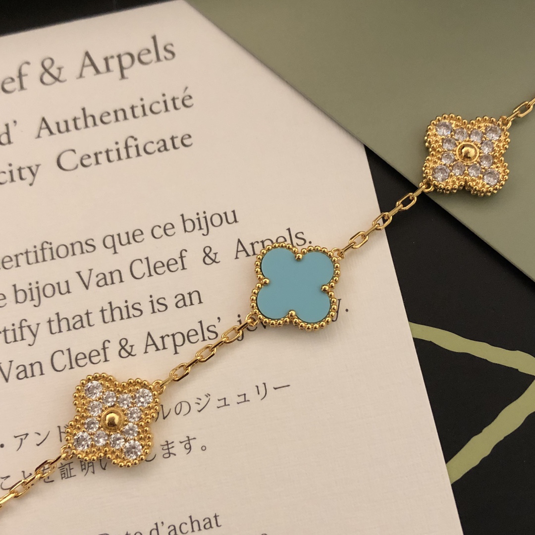 Van Cleef & Arpels Bracelet-53